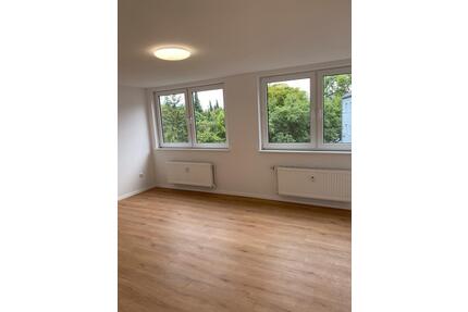 Schöne 2,5 Zimmer-Wohnung zu vermieten - Duisburg Angerhausen