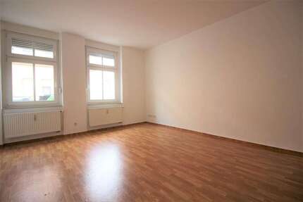 Wohnung zum Mieten in Magdeburg 300,00 € 36 m²