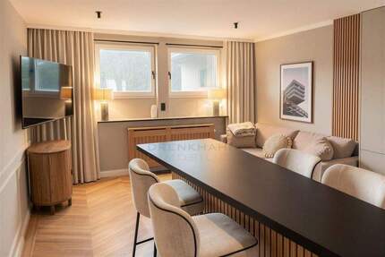 Exklusive, vollmöblierte 2,5-Zimmer-Souterrainwohnung - löffelfertig, komfortabel & modern - München Schwabing-West