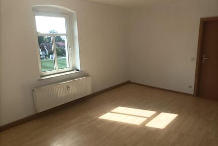 Neugersdorf: schöne gemütliche 2 Raum Wohnung 50 m² - Ebersbach-Neugersdorf