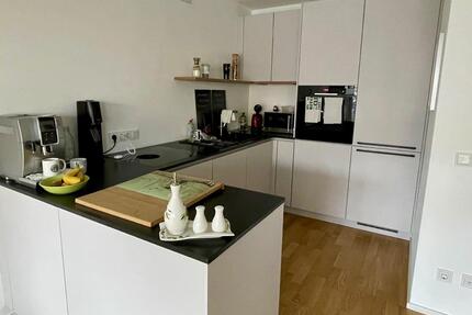 3 Zimmer Wohnung in Rosenheim - 1.370,00&nbsp;EUR Kaltmiete, ca.&nbsp; 81,00&nbsp;m&sup2; in Rosenheim (PLZ: 83022) Innenstadt