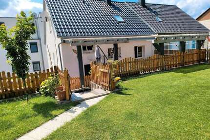 Haus zum Kaufen in Niefern-Öschelbronn 449.999,00 € 120 m²