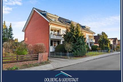 Ruhige Lage 3 Zimmer Eigentumswohnung mit großem Balkon - Hamburg / Rahlstedt