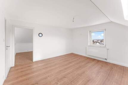 Top moderne 4-Zimmer-Wohnung in Langenzenn