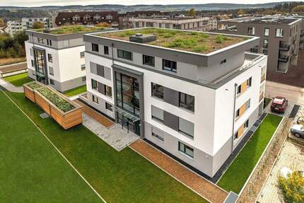 Einmalige Gelegenheit: Moderne und schöne EG-Wohnung mit 27 qm Sondernutzungsrecht am Garten in der Waldsiedlung Calw-Wimberg