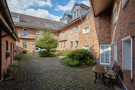 Wohnung zum Mieten in Mönchengladbach 1.330,00 € 117 m²