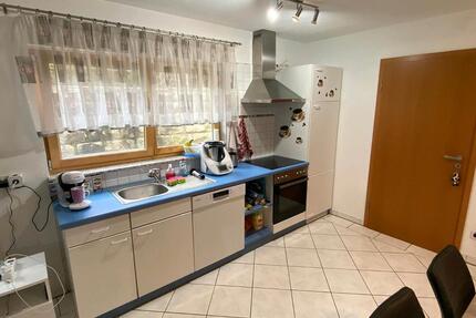 Einliegerwohnung zu vermieten - 825,00&nbsp;EUR Kaltmiete, ca.&nbsp; 60,00&nbsp;m&sup2; in Riederich (PLZ: 72585)