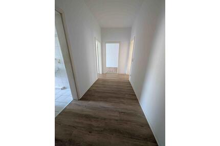 Helle 2-Raum-Wohnung mit Balkon in Leipzig-Sellerhausen