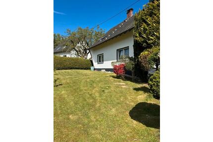 Freistehendes Einfamilienhaus - 419.000,00&nbsp;EUR Kaufpreis, ca.&nbsp; 129,00&nbsp;m&sup2; in Eitorf (PLZ: 53783)