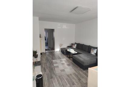 3 Zimmer Wohnung in Giebel - 1.350,00&nbsp;EUR Kaltmiete, ca.&nbsp; 70,00&nbsp;m&sup2; in Gerlingen (PLZ: 70839)