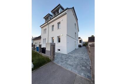 Möblierte 3 Zimmer Wohnung | 69 m² | Erstbezug nach Sanierung | a - Grenzach-Wyhlen