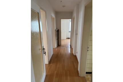 3 Zimmer Wohnung zu vermieten - 1.000,00&nbsp;EUR Kaltmiete, ca.&nbsp; 7,00&nbsp;m&sup2; in Backnang (PLZ: 71522)