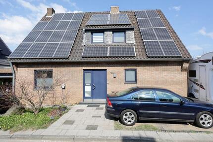 Zweifamilienhaus in Meerbusch Lank-Latum