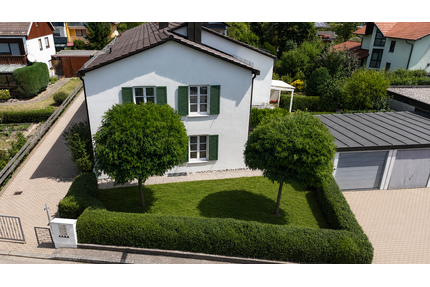 Haus zum Kaufen in Burghausen 495.000,00 € 147 m²