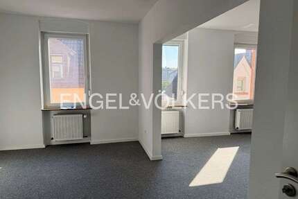 Wohnung zum Kaufen in Ludwigshafen am Rhein 319.000,00 € 170 m²