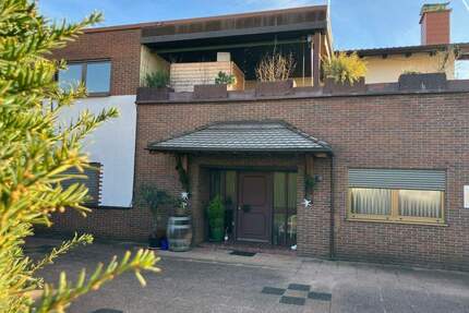 Wohn- und Geschäftshaus - 780.000,00&nbsp;EUR Kaufpreis, ca.&nbsp; 473,00&nbsp;m&sup2;&nbsp;Wohnfl&auml;che in Ketsch (PLZ: 68775)