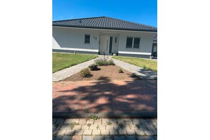 Bungalow mit Garten, Doppelcarport & moderner Ausstattung - Alfhausen