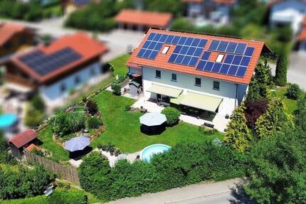 Provisionsfrei! Ideal für GroßfamilienFreunde: Zwei Doppelhaushälften mit Top-Energieeffizienz (A+) - Kienberg Labering