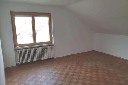 Ruhige 2 Zimmer Wohnung mit Küche und modernem Bad - Furtwangen im Schwarzwald