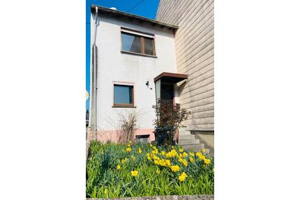 Einseitig angebautes Einfamilienhaus Blickweiler -provisionsfrei - Blieskastel