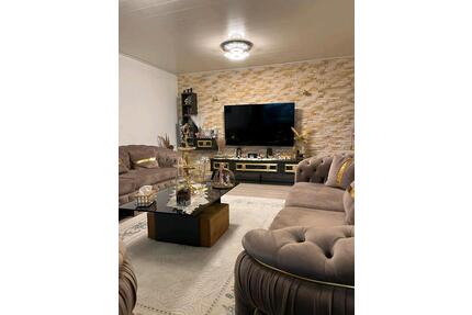 Schöne 4 Zimmer Wohnung in Friedrichshafen zu Verkaufen.