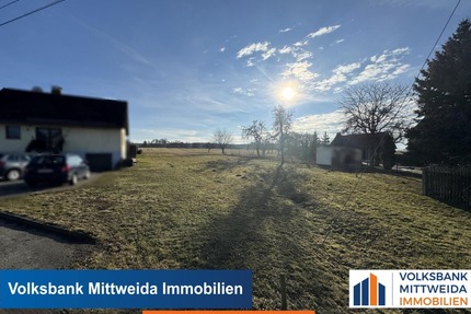 Großes Grundstück in ruhiger und sonniger Lage! - Rossau