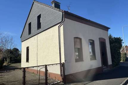 Haus zum Kaufen in Duisburg 248.000,00 € 100 m²
