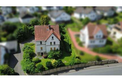 Haus zum Kaufen in Detmold 350.000,00 € 260 m²
