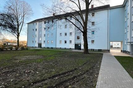 Geräumige 3-Zimmer-Wohnung mit zwei Balkone! - Leverkusen Bürrig