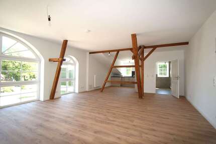 Wohnung zum Mieten in Sieversdorf 1.290,00 € 123 m²