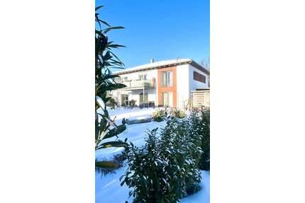 Haus zum Kaufen in Osterhofen 888.800,00 € 237 m²