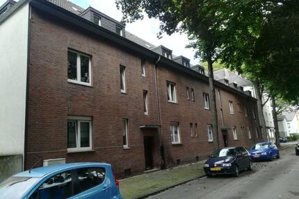 Gemütliche Dachgeschosswohnung mit Potential - Duisburg Mittelmeiderich