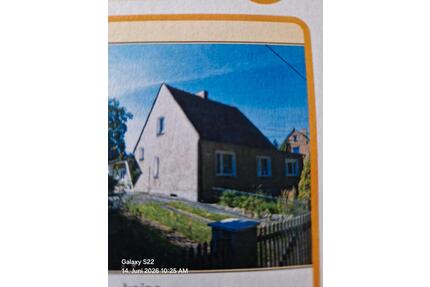 freistehende Haus - 80.000,00&nbsp;EUR Kaufpreis, ca.&nbsp; 120,00&nbsp;m&sup2; in Spremberg (PLZ: 03130)