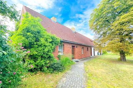 Am schönsten ist es auf dem Lande... - Aland Pollitz