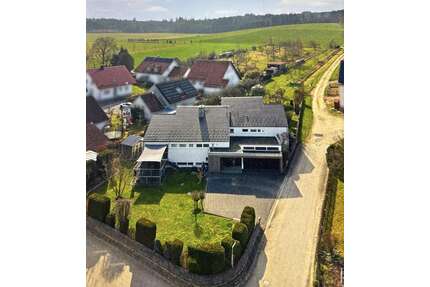 Haus zum Kaufen in Weißenhorn 1.090.000,00 € 351 m²