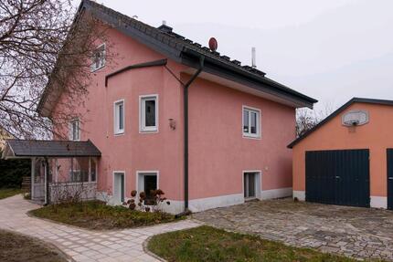 Freistehendes, saniertes Einfamilienhaus mit großer Garage - Ernsgaden