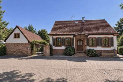Haus zum Kaufen in Kaiserslautern 328.000,00 € 220 m²