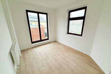 **Besichtigung am Do., 30.04.26 um 18:15 Uhr** Idyllisches Wohnen in Wassernähe! 