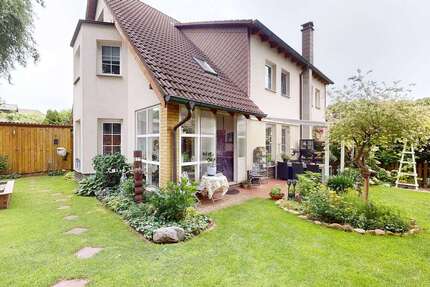 Haus zum Kaufen in Neuenhagen bei Berlin 649.000,00 € 192 m²
