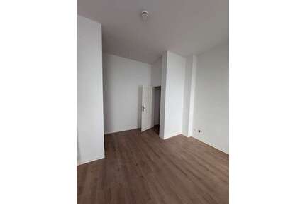 Wohnung zum Mieten in Magdeburg 315,00 € 42 m²