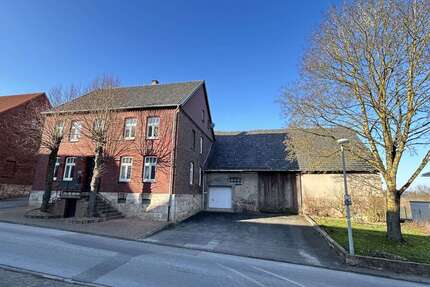 Haus zum Kaufen in Marsberg 175.000,00 € 267 m²