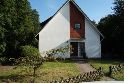 Unten wohnen, oben vermieten Zweifamilienhaus in Bremen-Farge