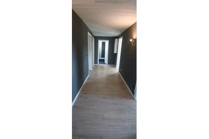 Wohnung in Habscheid ab sofort zu Vermieten ca 90m2, Balkon - Pronsfeld