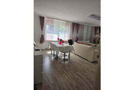 Großzügige 130 m² Wohnung mit Balkon und Garage - Kassel Südstadt