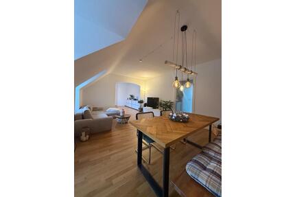 Möblierte Wohnung zur Zwischenmiete im Herzen von Düsseldorf