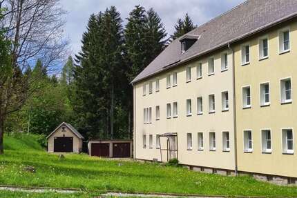 Wohnung zum Kaufen in Johanngeorgenstadt 25.000,00 € 64.79 m²