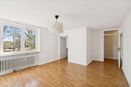 Wohnung zum Kaufen in Baldham 230.000,00 € 43.9 m²