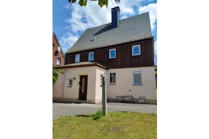 Haus zum Kaufen in Pockau-Lengefeld 28.000,00 € 140 m²