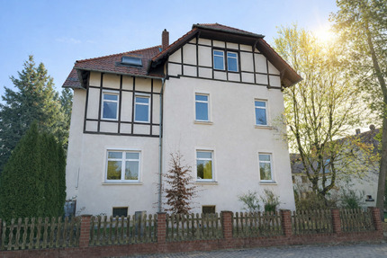 Ein Haus für Generationen - großzügig, hell und vielseitig in Lobstädt!