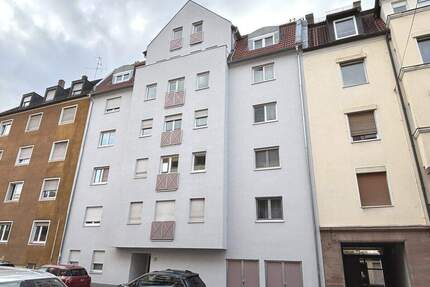 EG Wohnung mit idyllischer Terrasse zum Wohlfühlen - Nürnberg Bleiweiß